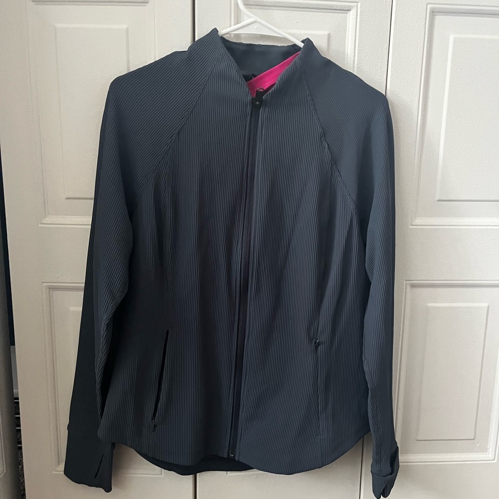 athleta jacket. size large.